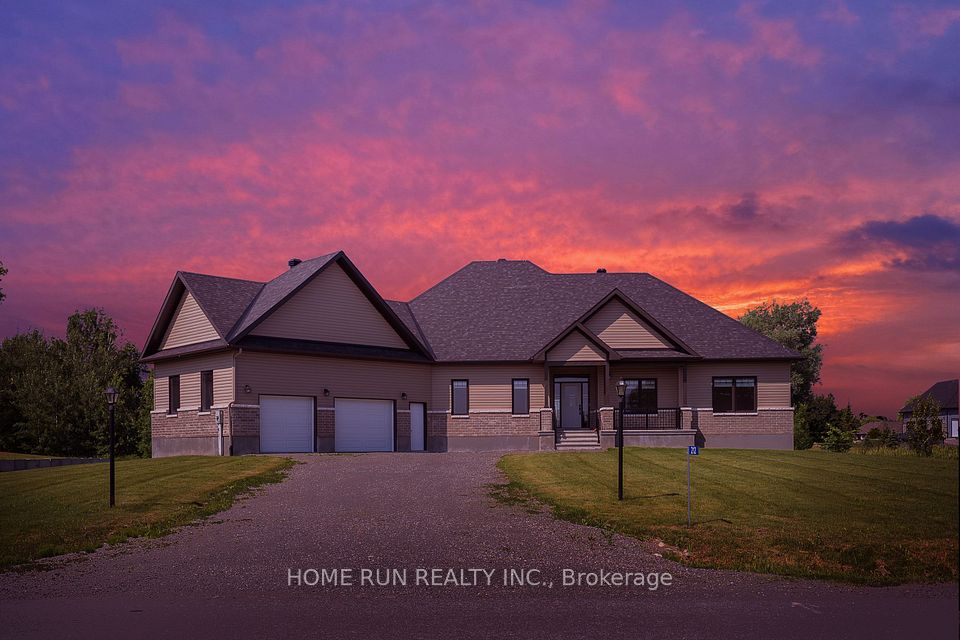 212 Summerview