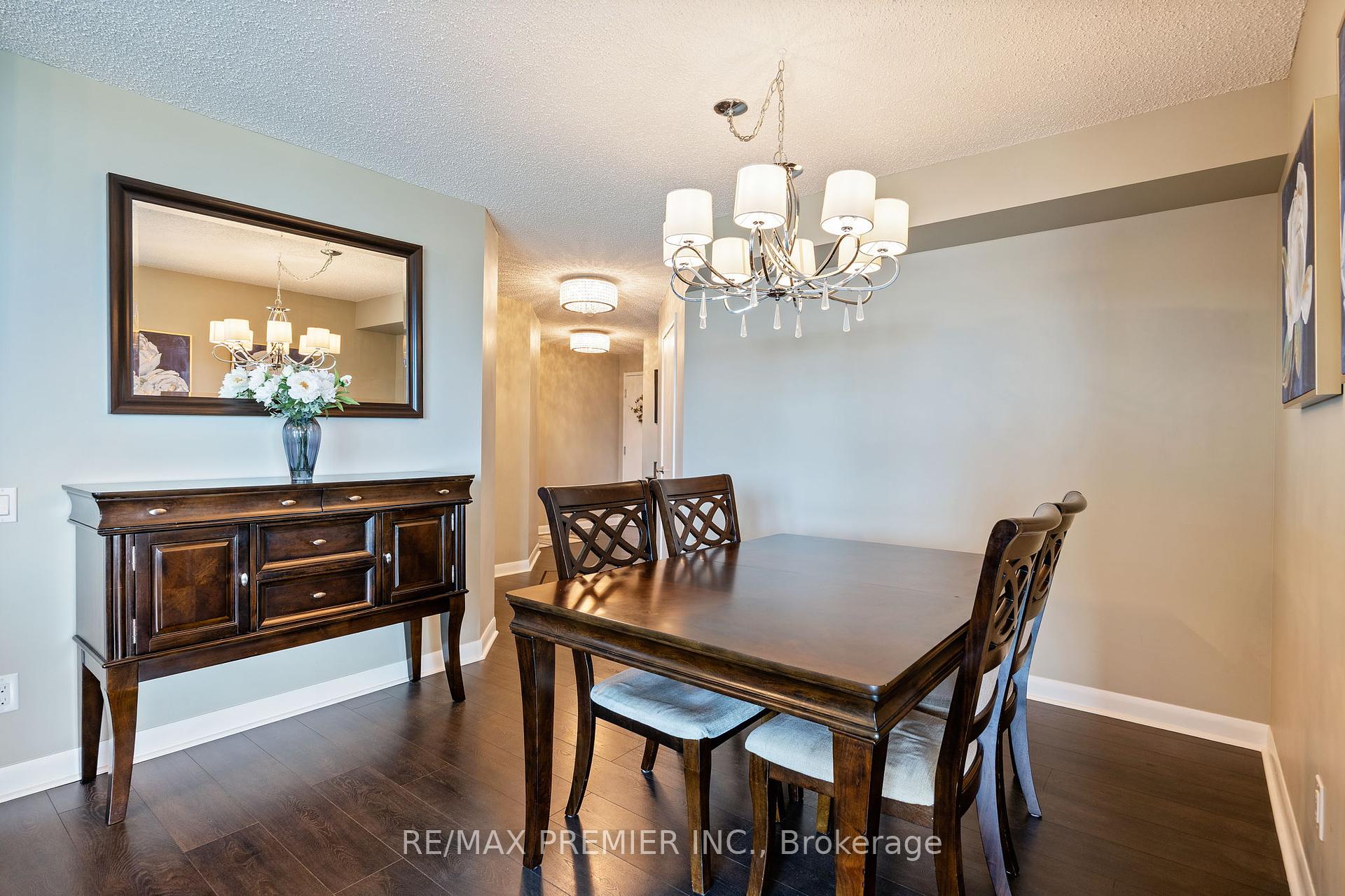 2 Bedrooms Condo at 525 Wilson, Toronto For sale