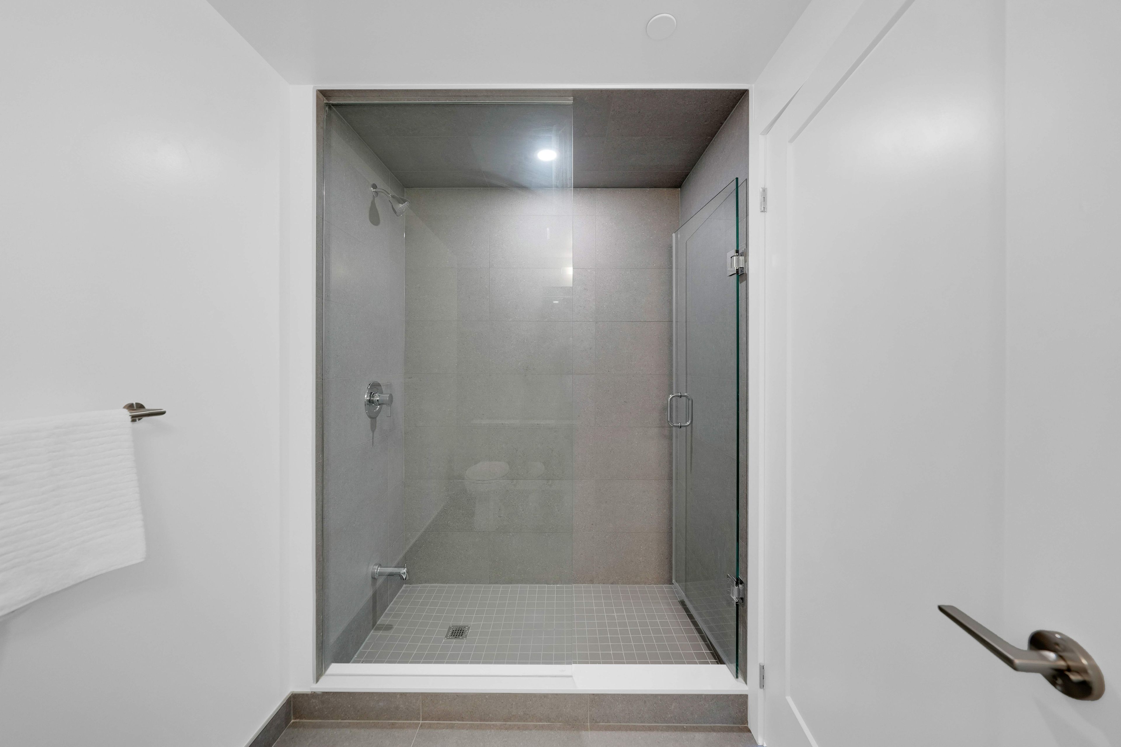 2545 Simcoe Street N 1511
