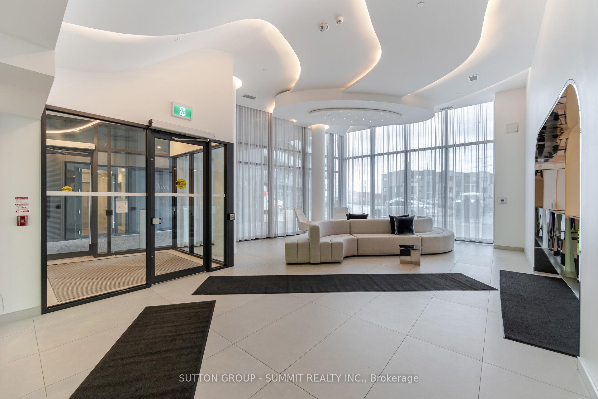 2 Bedrooms Condo at 3200 DAKOTA COMMON, Burlington For sale
