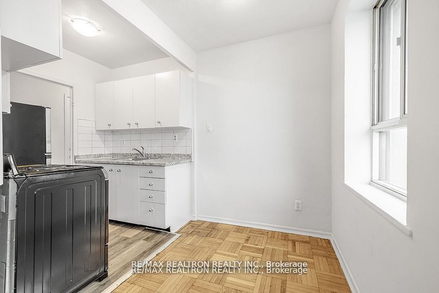 156 Kingston Road, #10