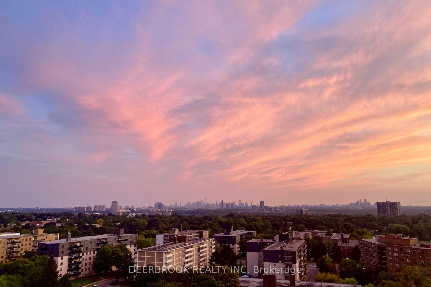 3 Bedrooms Condo at 1338 York Mills, Toronto For sale