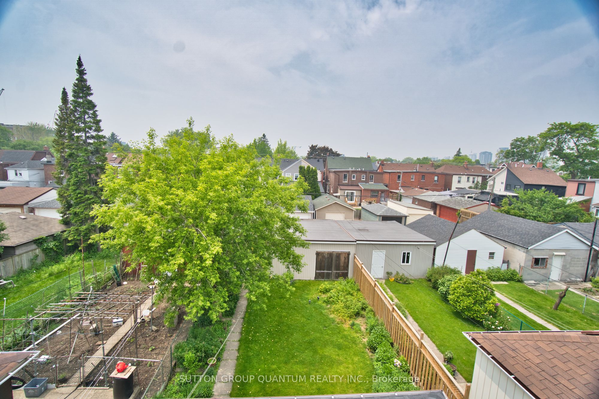80 Bartlett Avenue