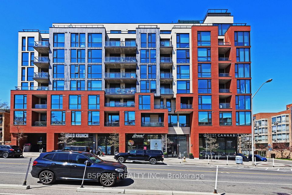 2118 Bloor