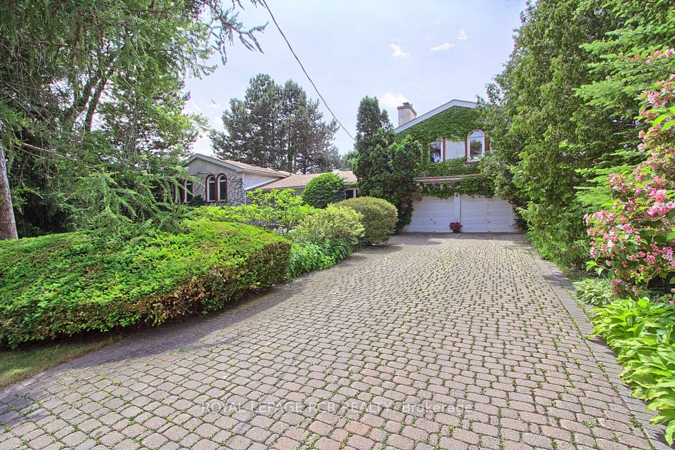 4 Thornlea
