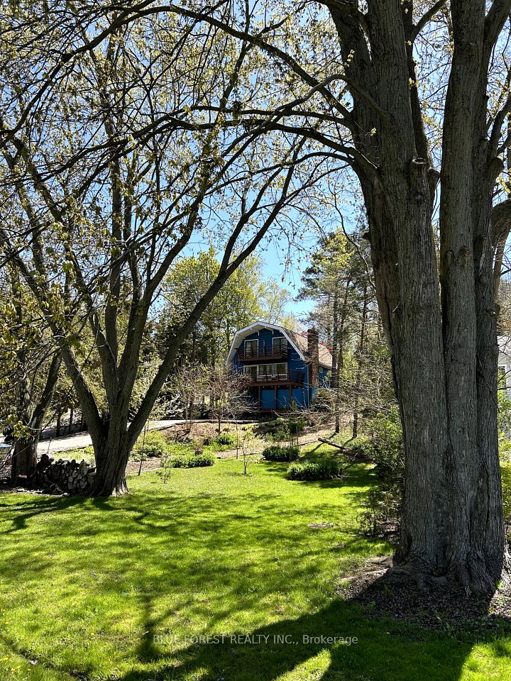 5437 Lake Valley Grove