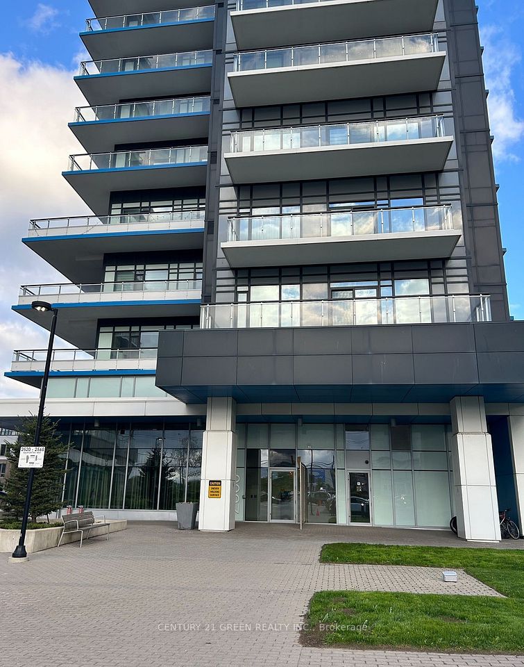 2560 Eglinton