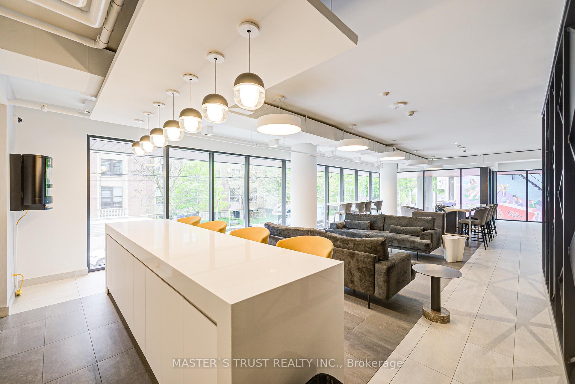 2 Bedrooms Condo at 203 College, Toronto For sale