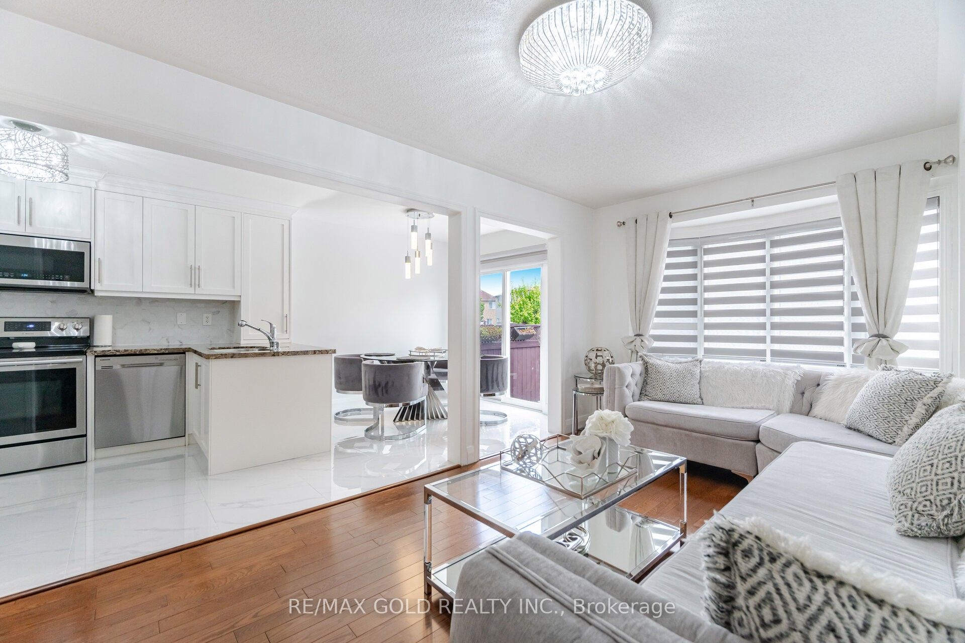 29 Skylar Circle