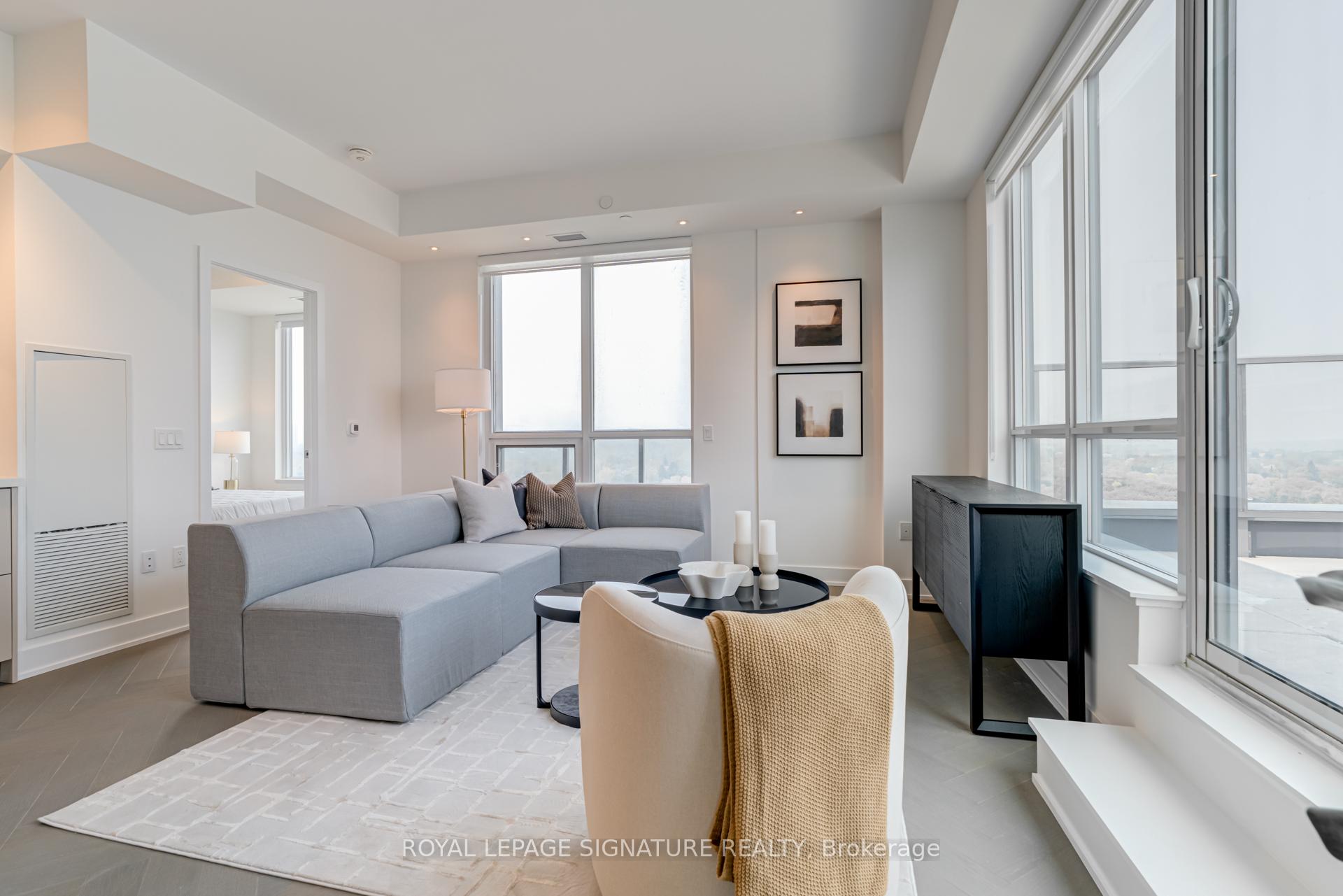 4 Bedrooms Condo at 2 Teagarden, Toronto For sale