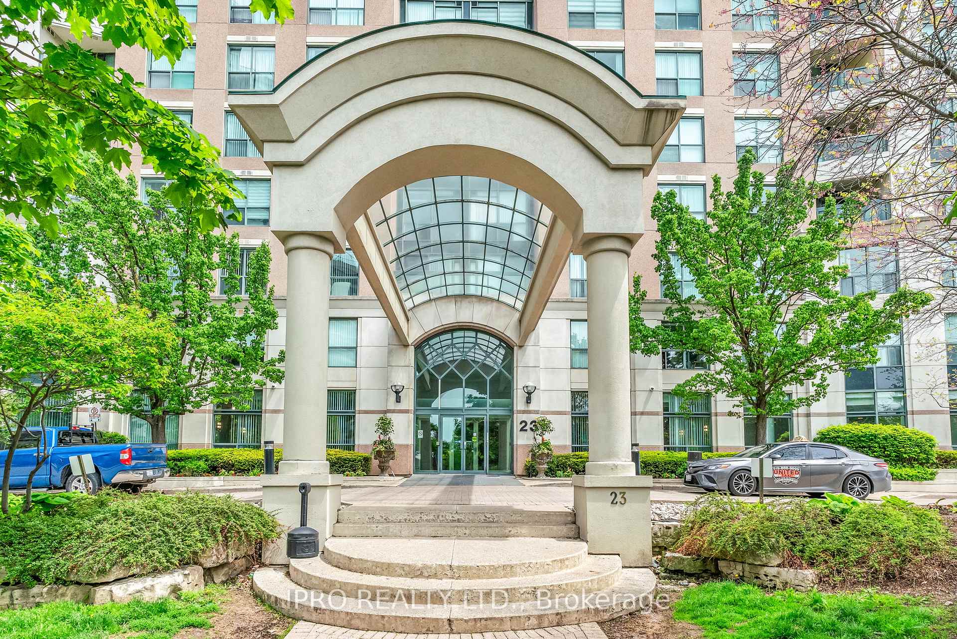 3 Bedrooms Condo at 23 Lorraine, Toronto For sale