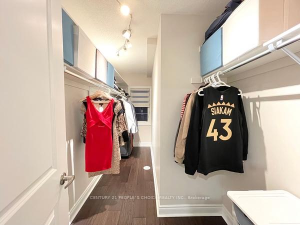 4 Bedrooms Condo at 1026A Islington, Toronto For sale