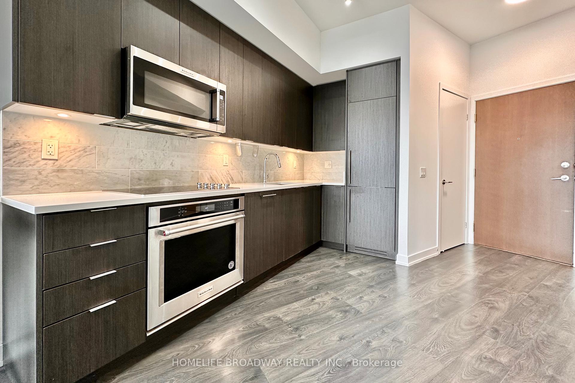 2 Bedrooms Condo at 38 Iannuzzi,  Toronto For sale
