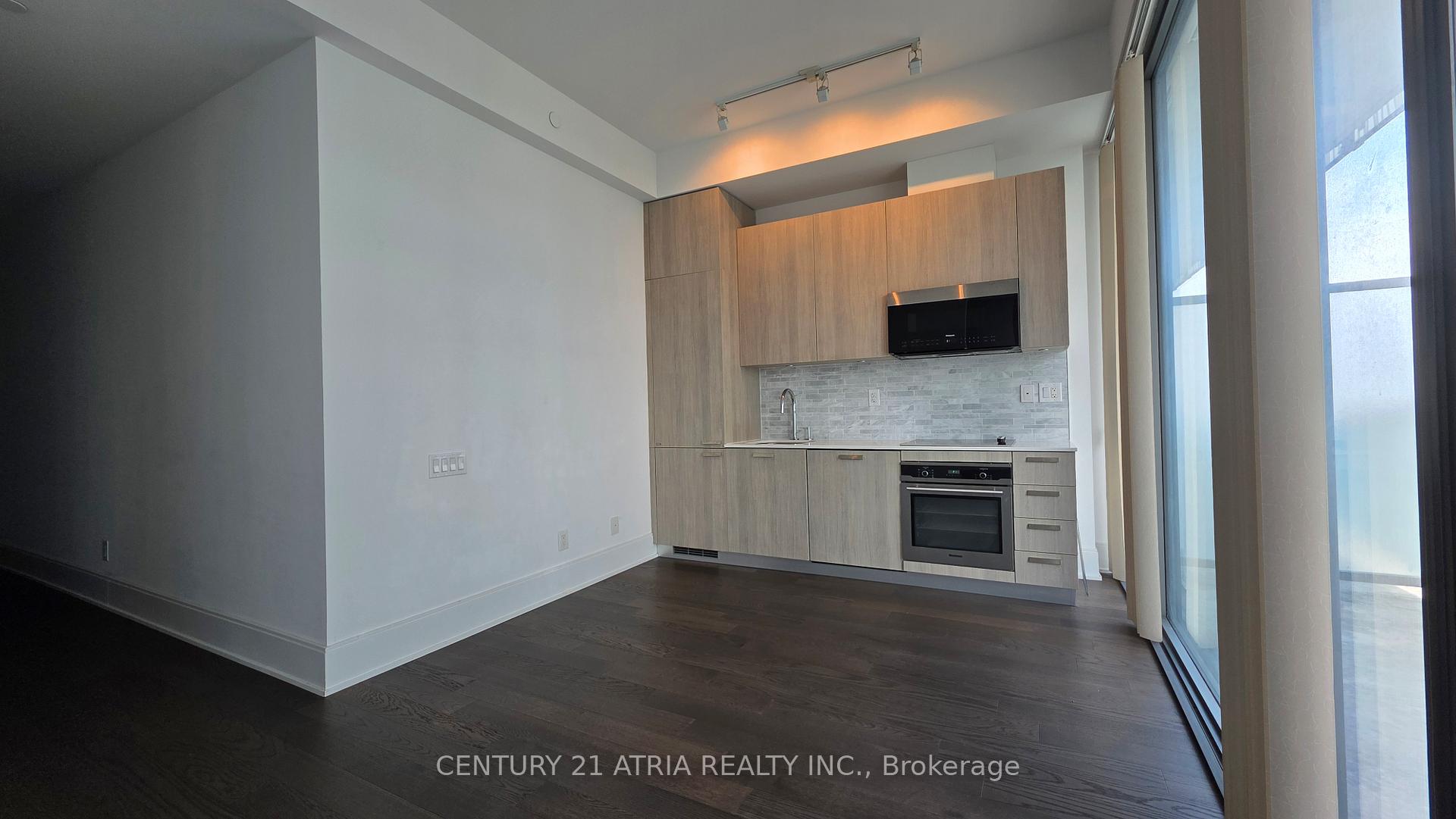 1 Bedroom Condo at 50 Charles, Toronto For sale