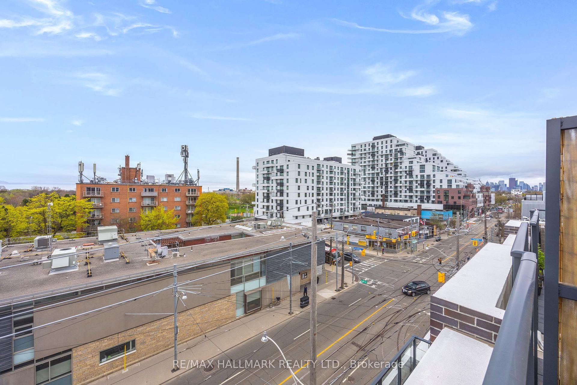 3 Bedrooms Condo at 1630 Queen, Toronto For sale