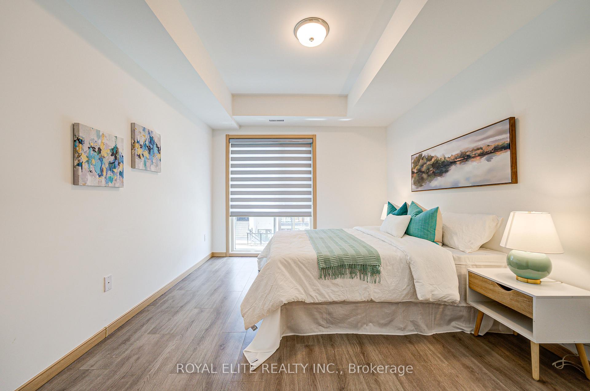 3 Bedrooms Condo at 200 Chester Le, Toronto For sale