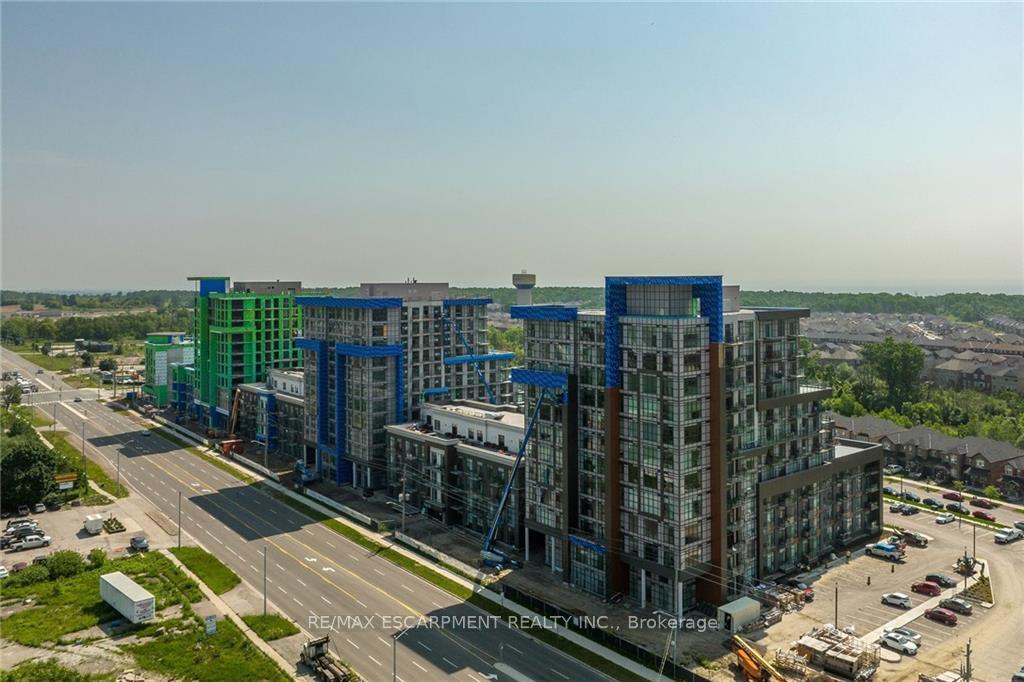 1 Bedroom Condo at 460 Dundas,  Hamilton For sale