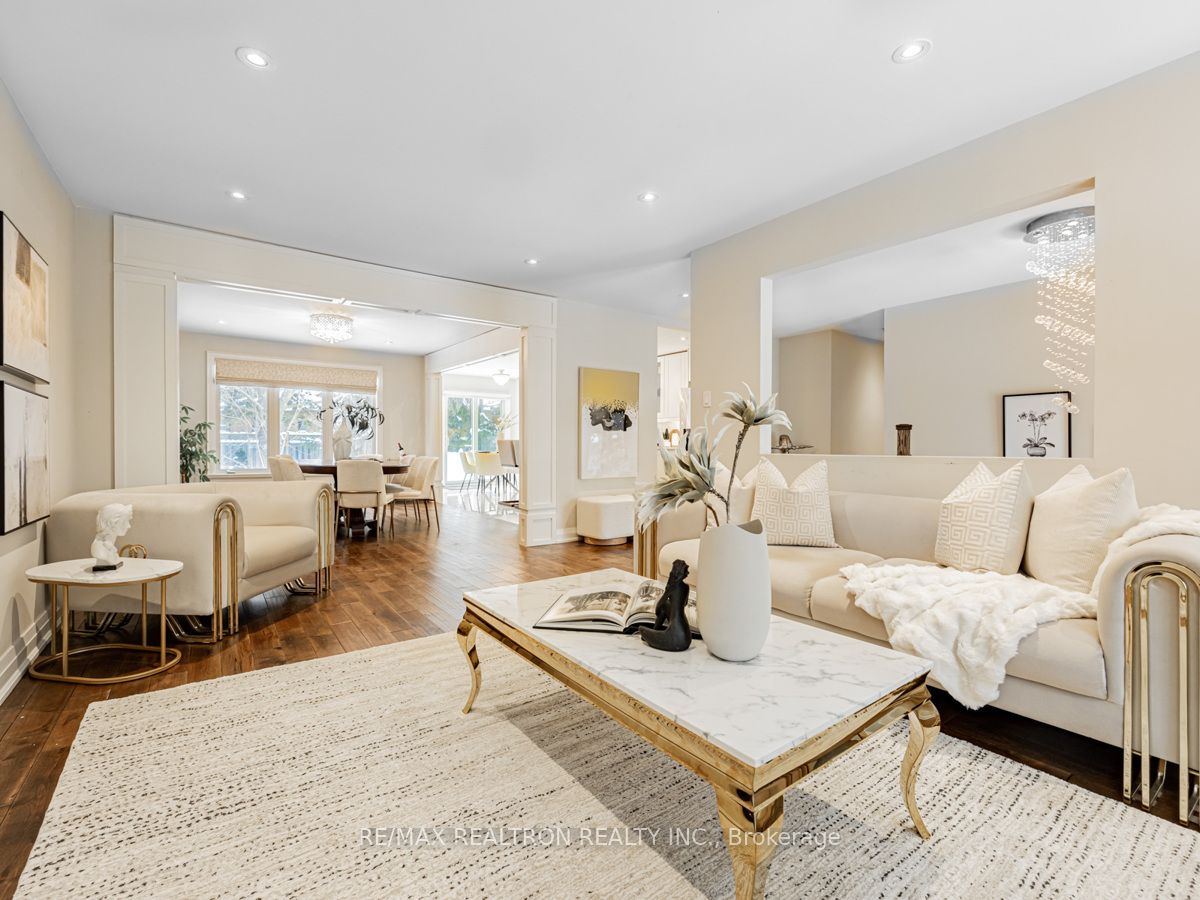 3 Pinehurst Court