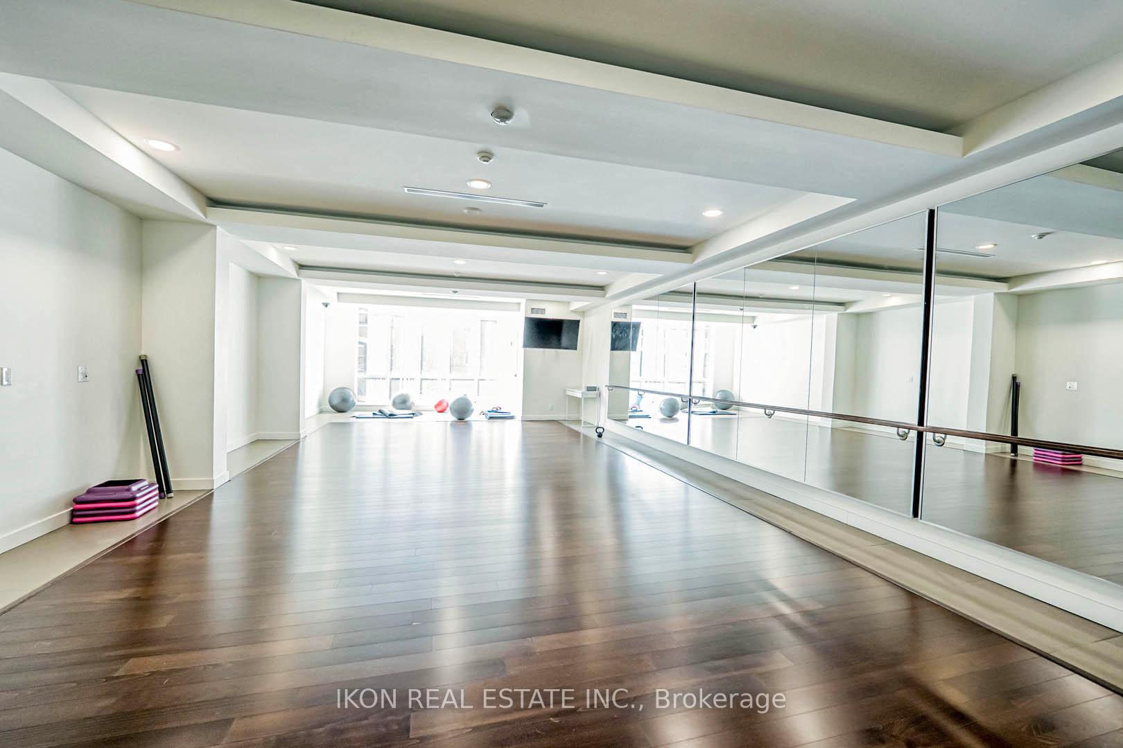 3 Bedrooms Condo at 116 George, Toronto For sale