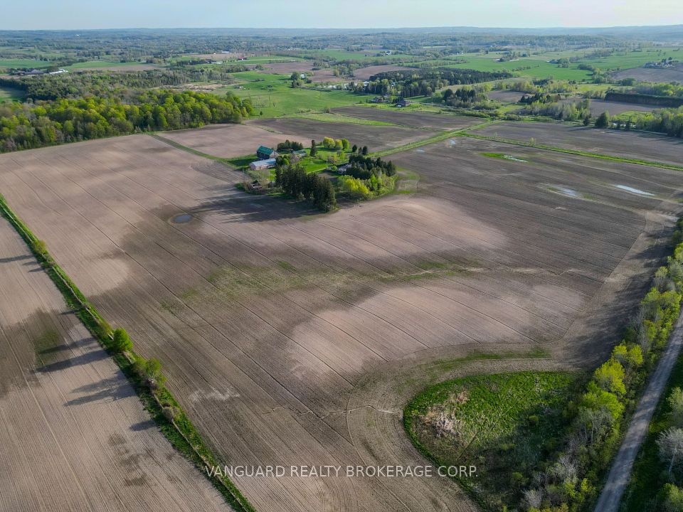 3269 Concession 7