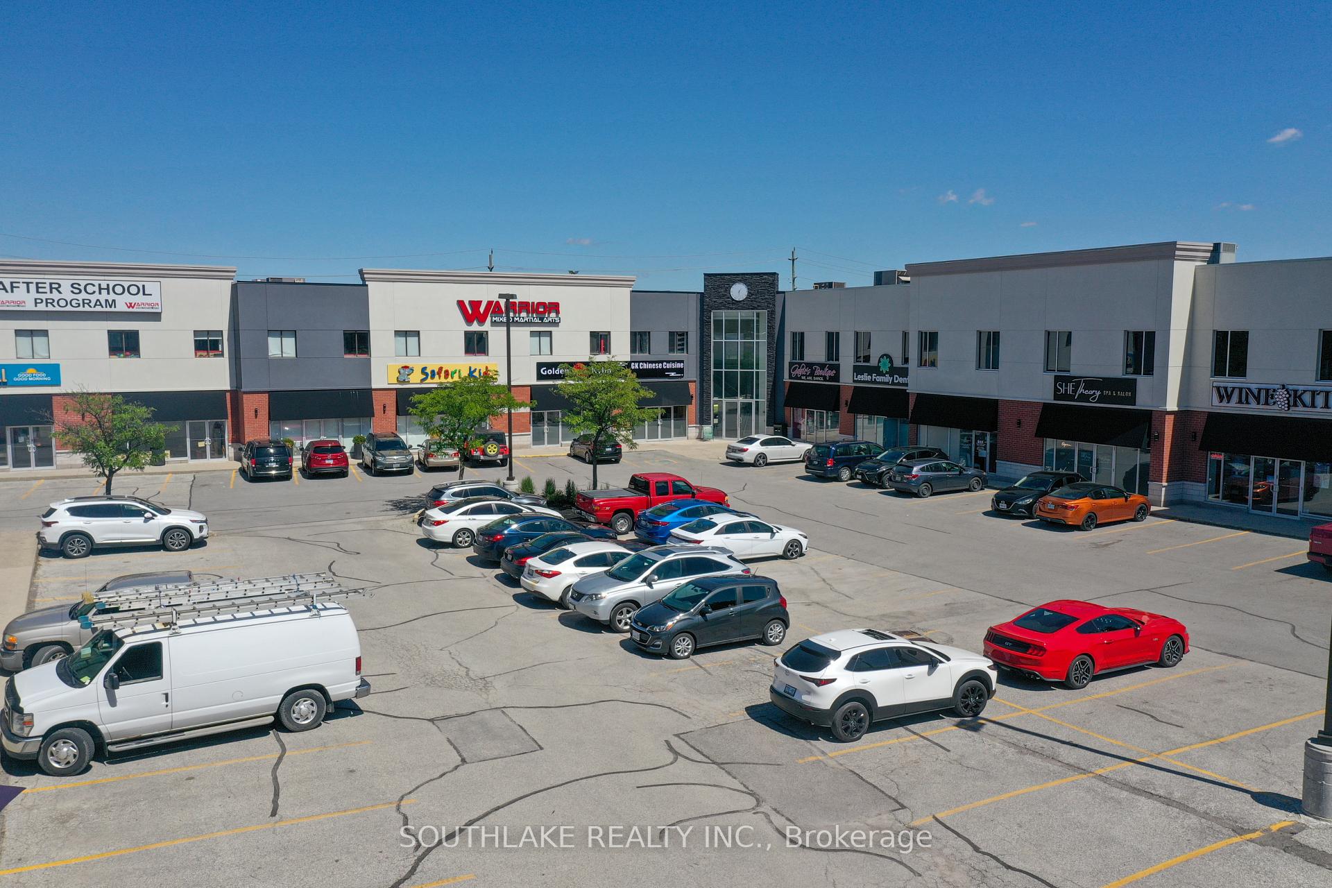 #202A - 18075 Leslie Street ; MLS ID: N12011607