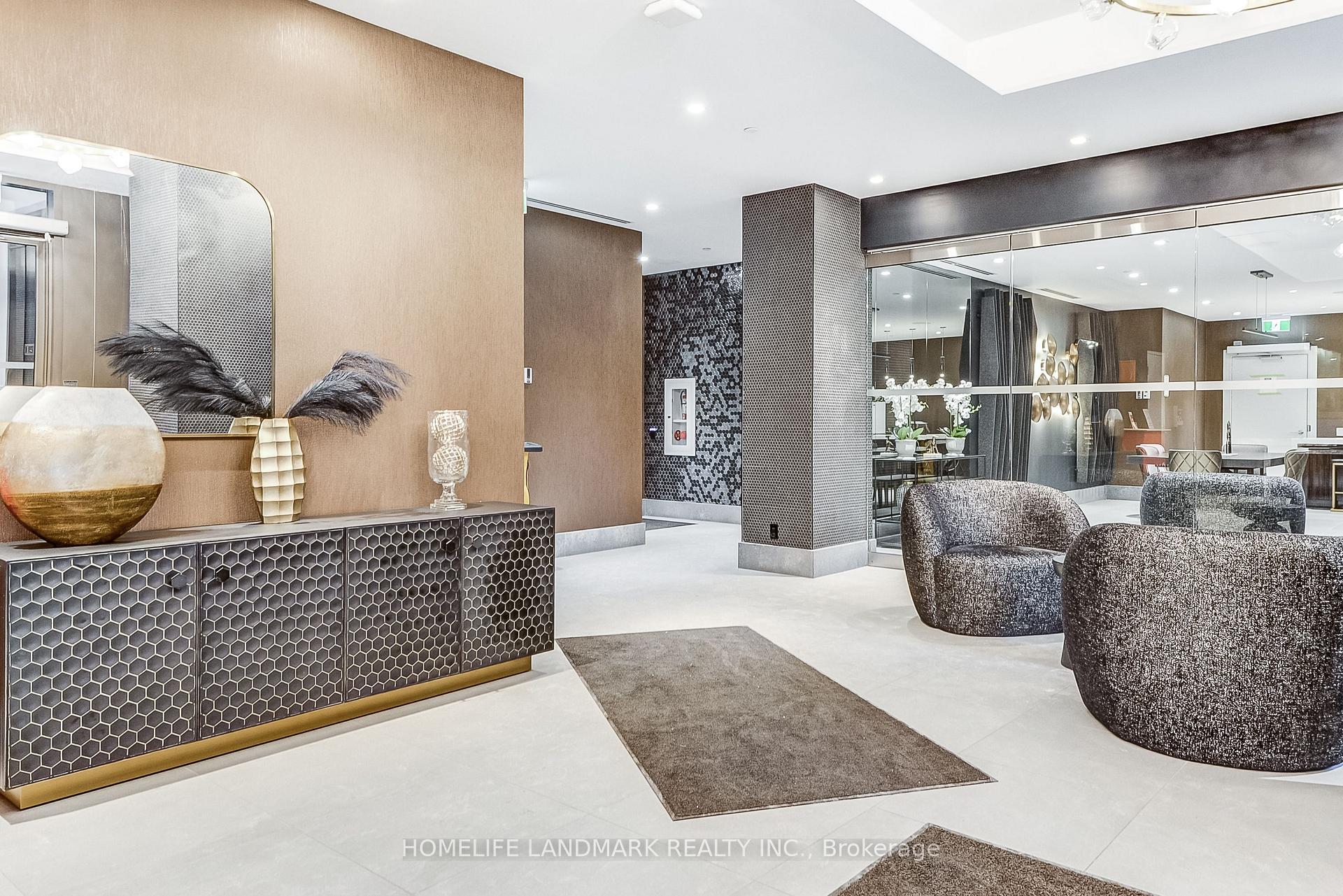 3 Bedrooms Condo at 28 Widmer 3429,  Toronto For sale