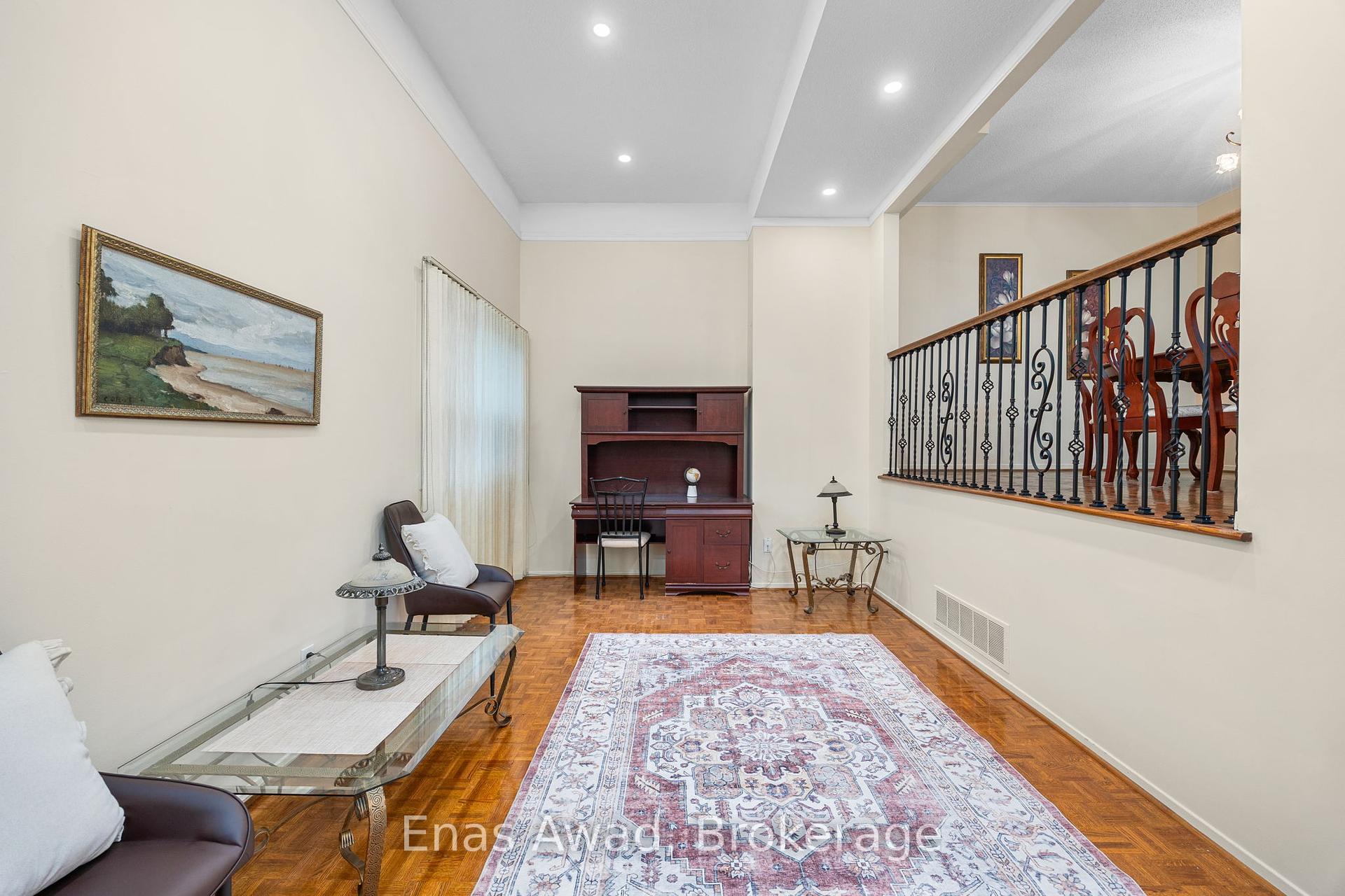 3 Bedrooms Condo at 74 Black Hawk, Toronto For sale