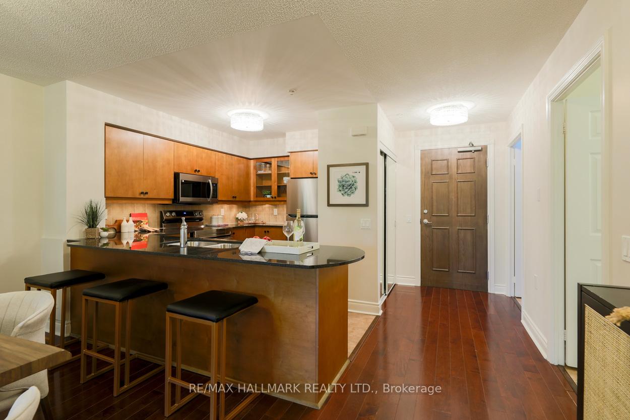 1 Bedroom Condo at 12 Rean, Toronto For sale