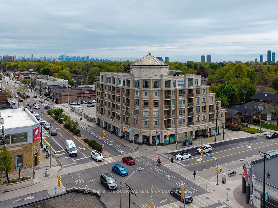 935 Royal York