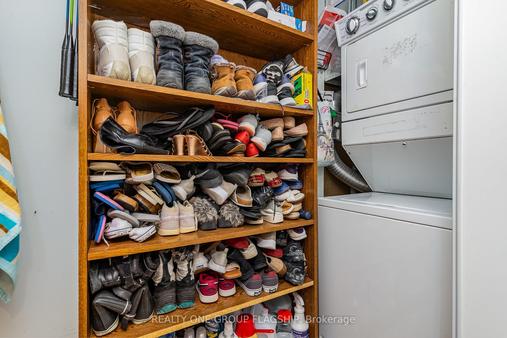 3 Bedrooms Condo at 3045 Finch, Toronto For sale