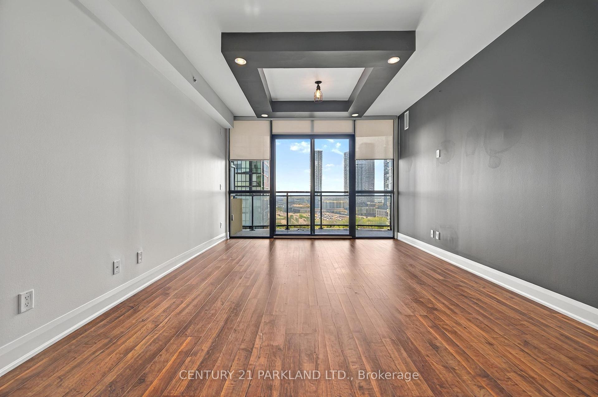 2 Bedrooms Condo at 2900 Highway 7, Vaughan For sale