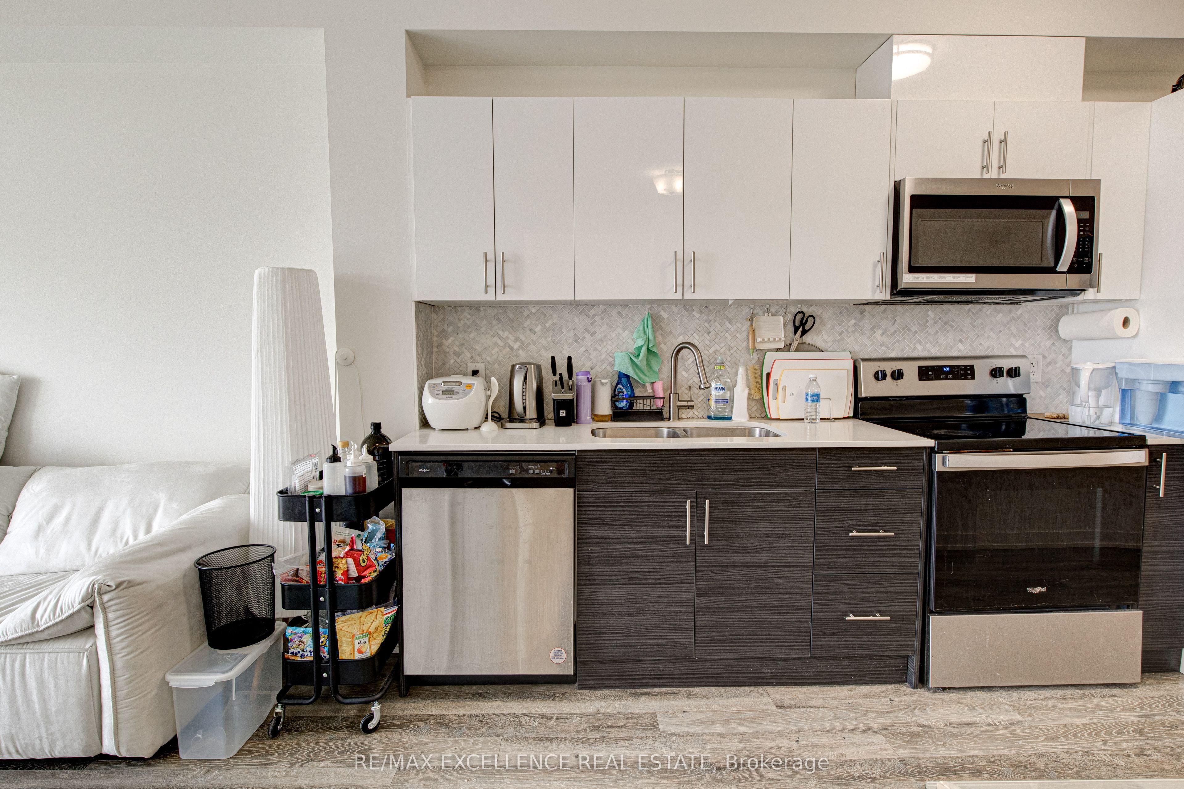 128 King Street N, #1402