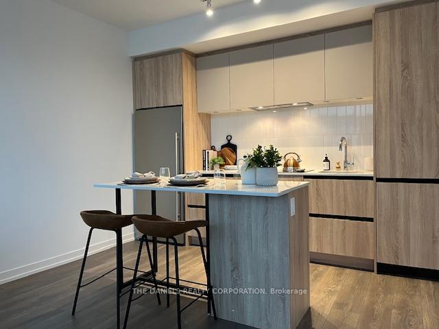 3 Bedrooms Condo at 7950 Bathurst,  Vaughan For sale