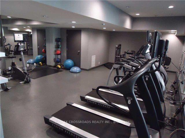 2 Bedrooms Condo at 17 Kenaston, Toronto For sale