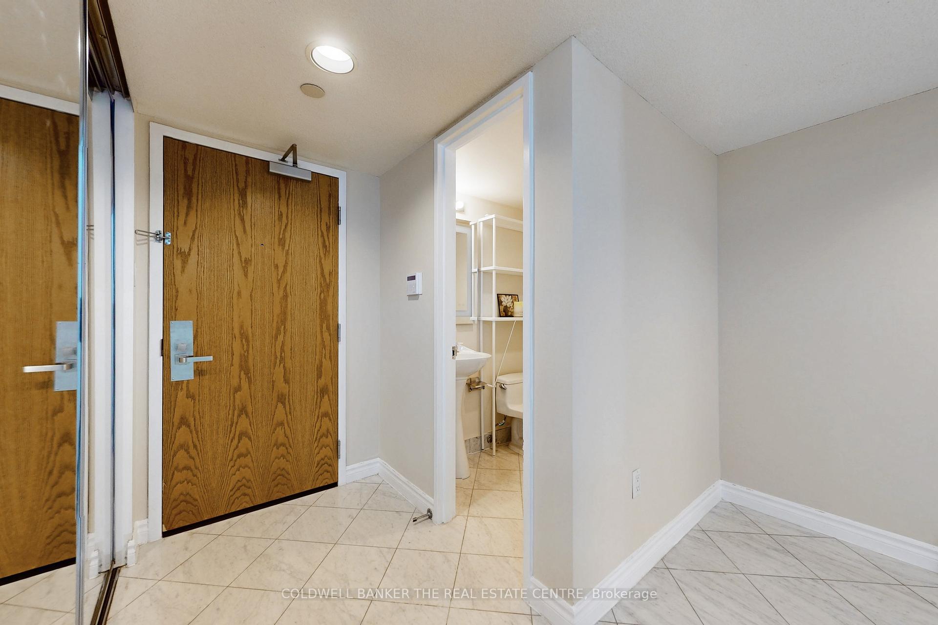 1 Bedroom Condo at 38 Elm, Toronto For sale