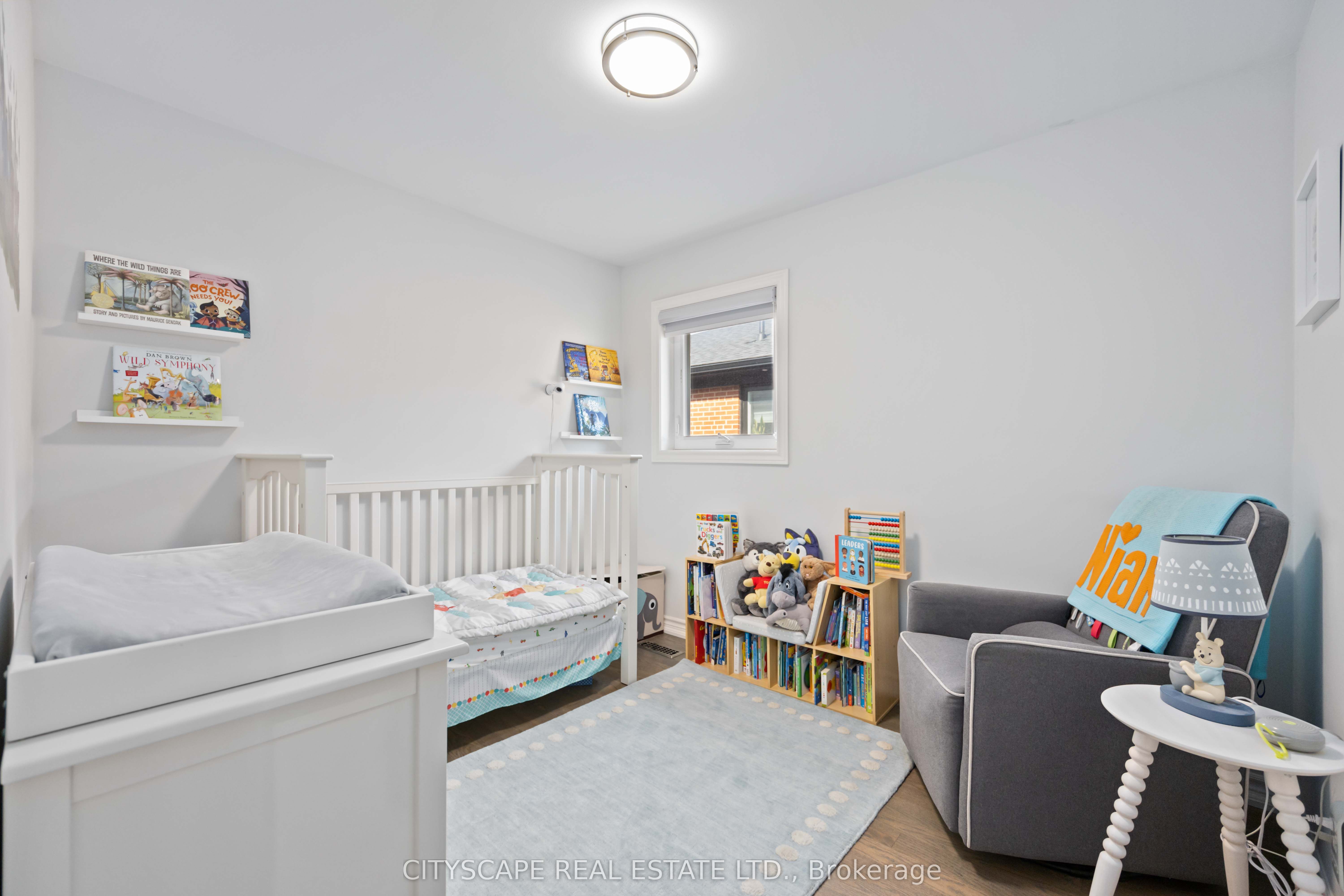 39 Bentworth Avenue
