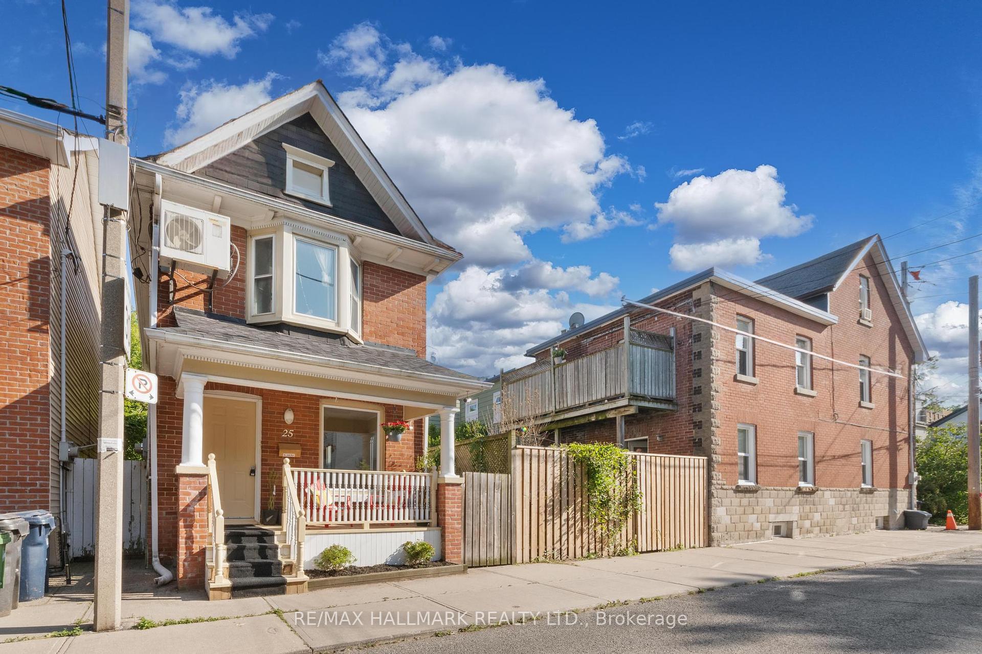 25 Norwood Terrace, Toronto, ON M4E 2H2