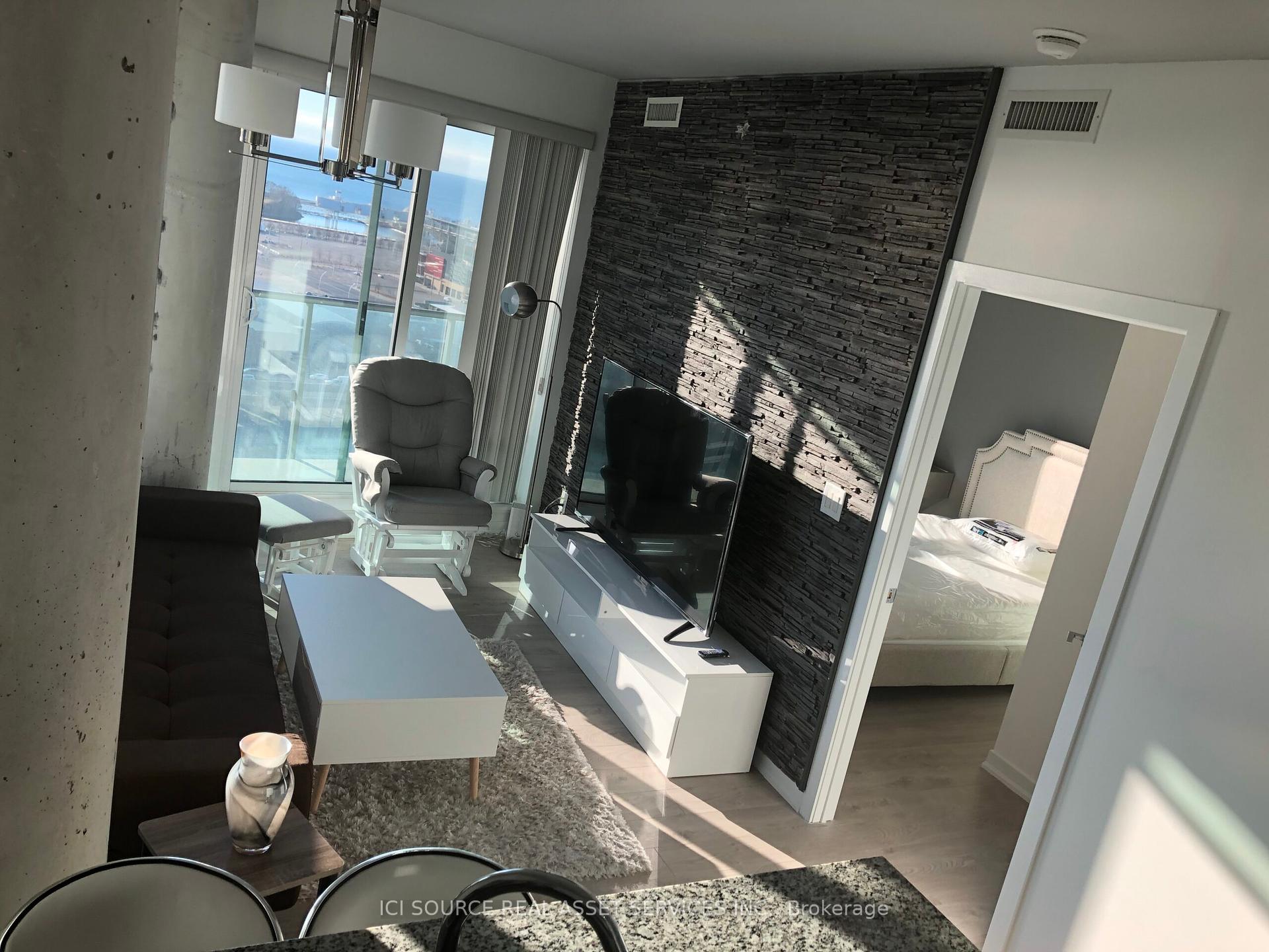 3 Bedrooms Condo at 150 East Liberty, Toronto For sale