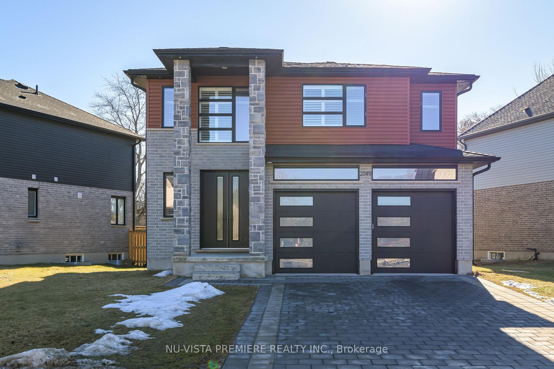 2149 Linkway Boulevard, London, ON N6K 0K8