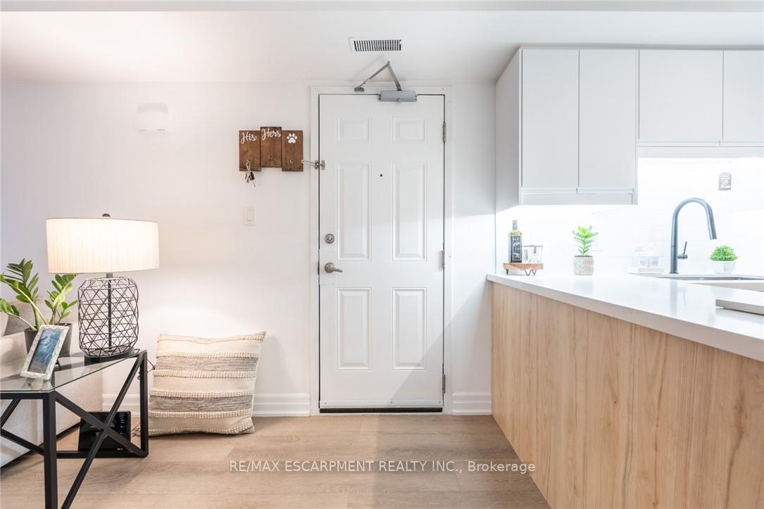 1 Bedroom Condo at 2010 Cleaver,  Burlington For sale