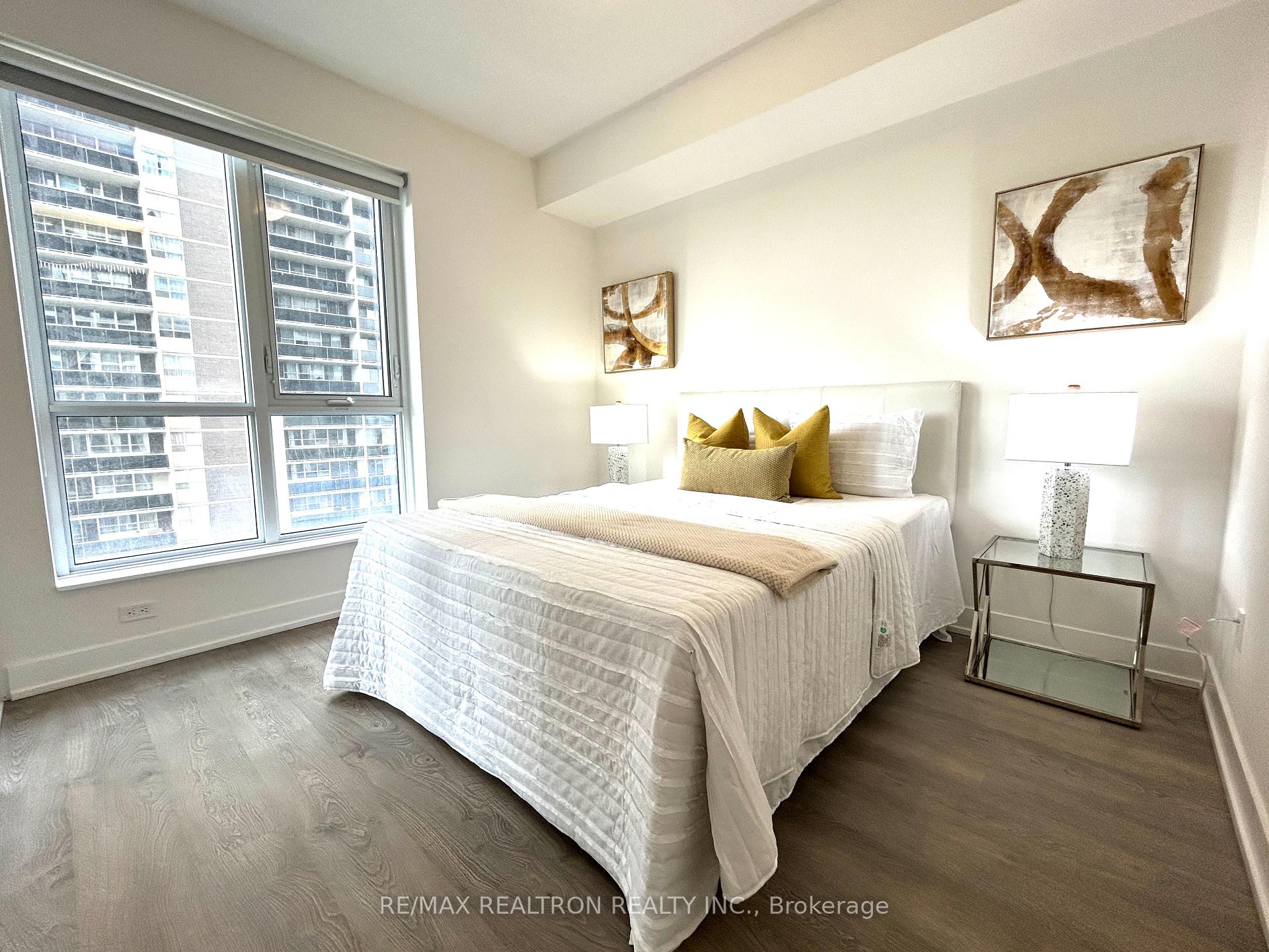 1 Bedroom Condo at 9 Mabelle, Toronto For sale