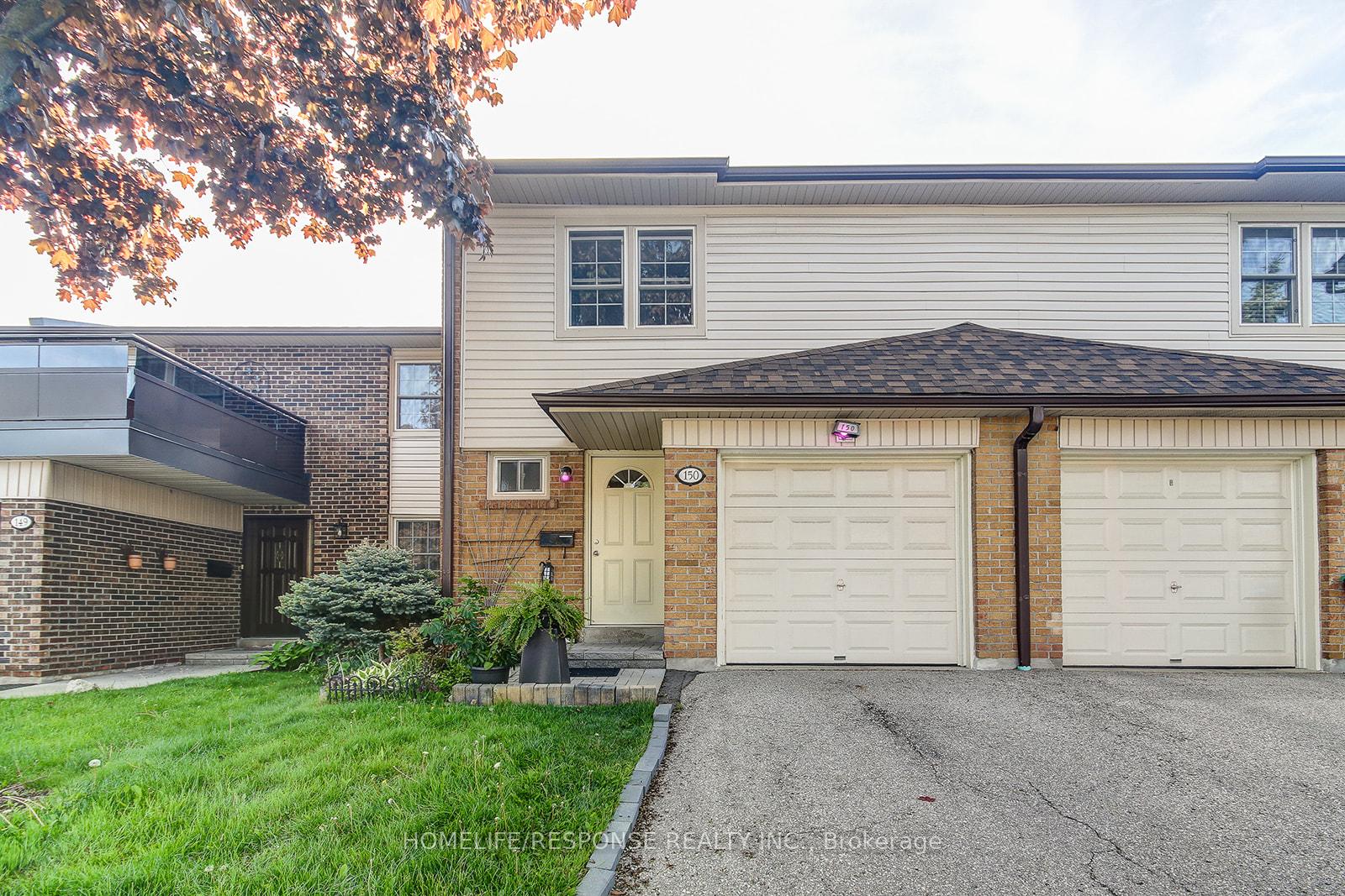 3 Bedrooms Condo at 2120 RATHBURN, Mississauga For sale