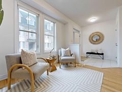 5 Amherst Circle