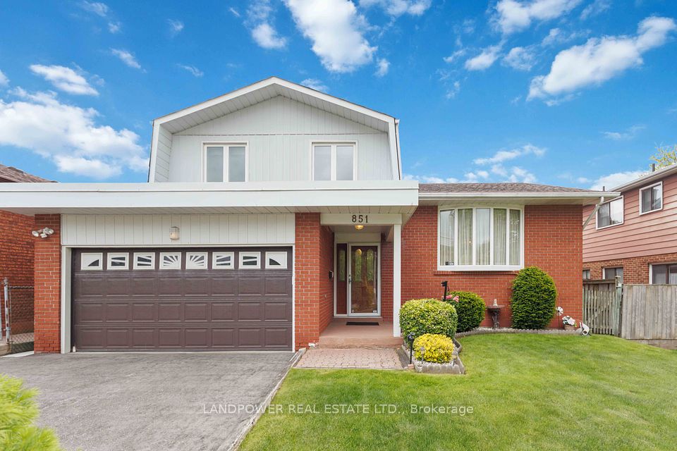 851 Huntingwood Drive, Toronto, ON M1T 3L7