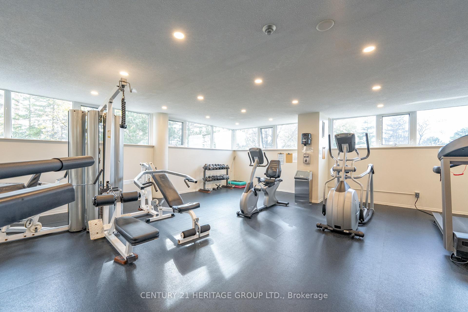 2 Bedrooms Condo at 10 Dean Park, Toronto For sale