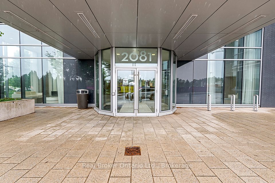 2081 Fairview