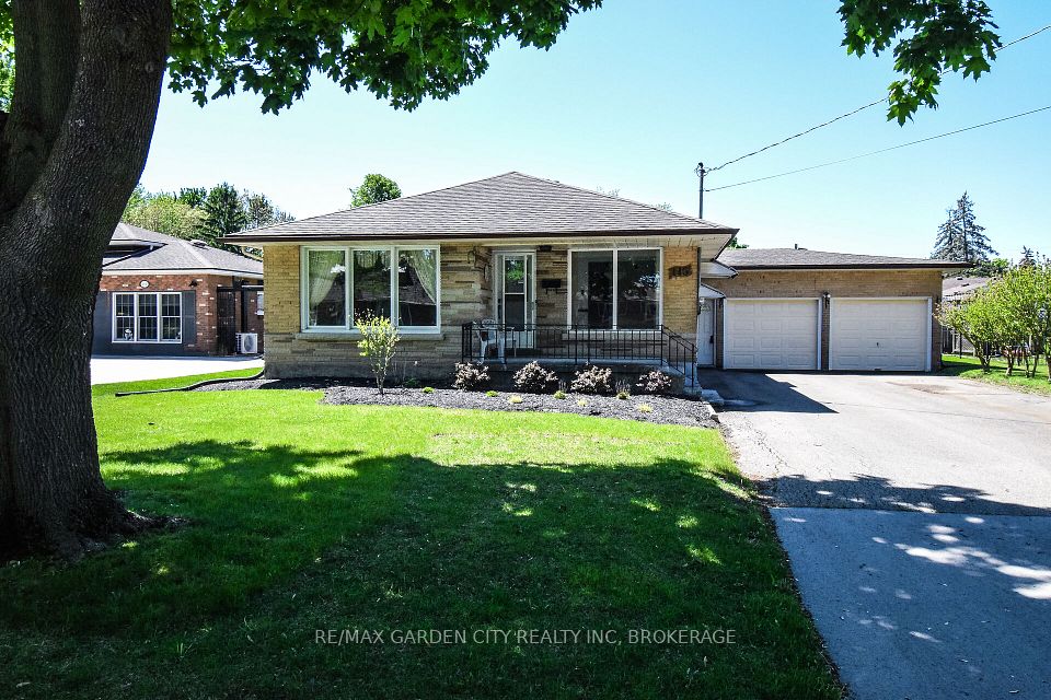 115 Larraine