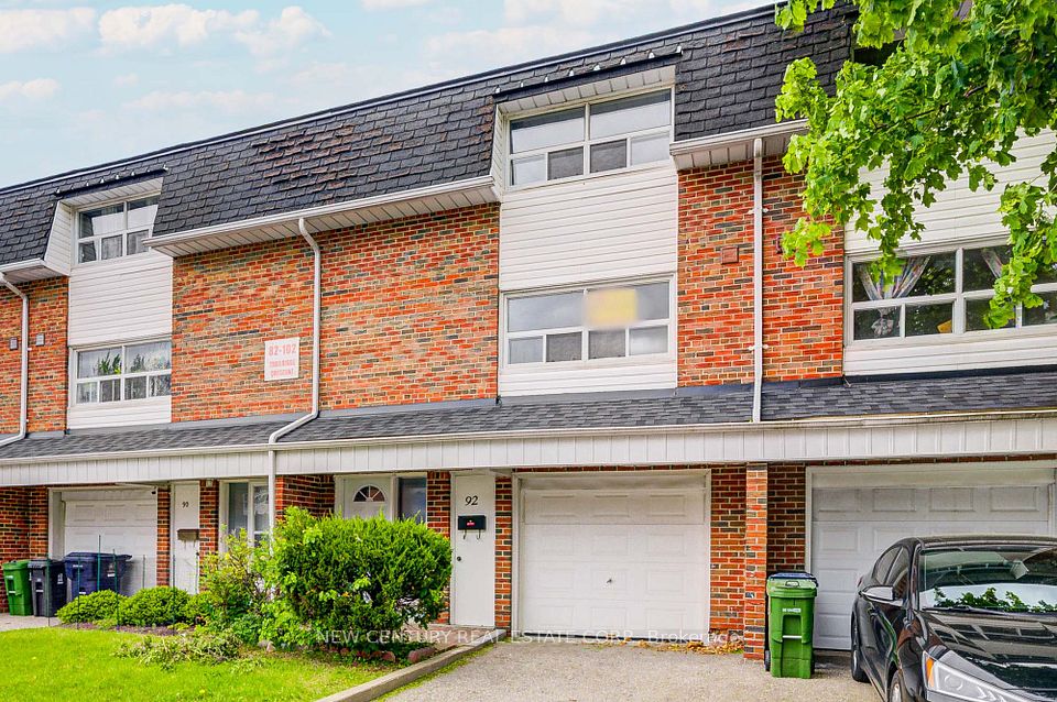 92 Trailridge Crescent