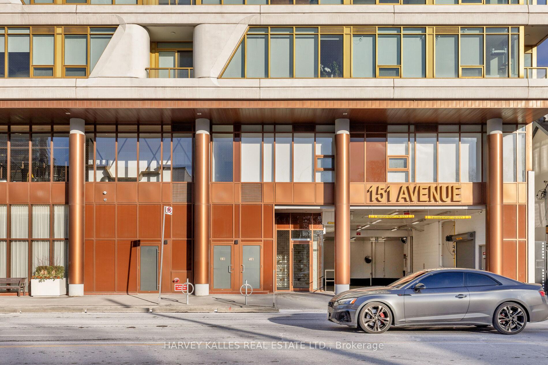 151 Avenue Road 805