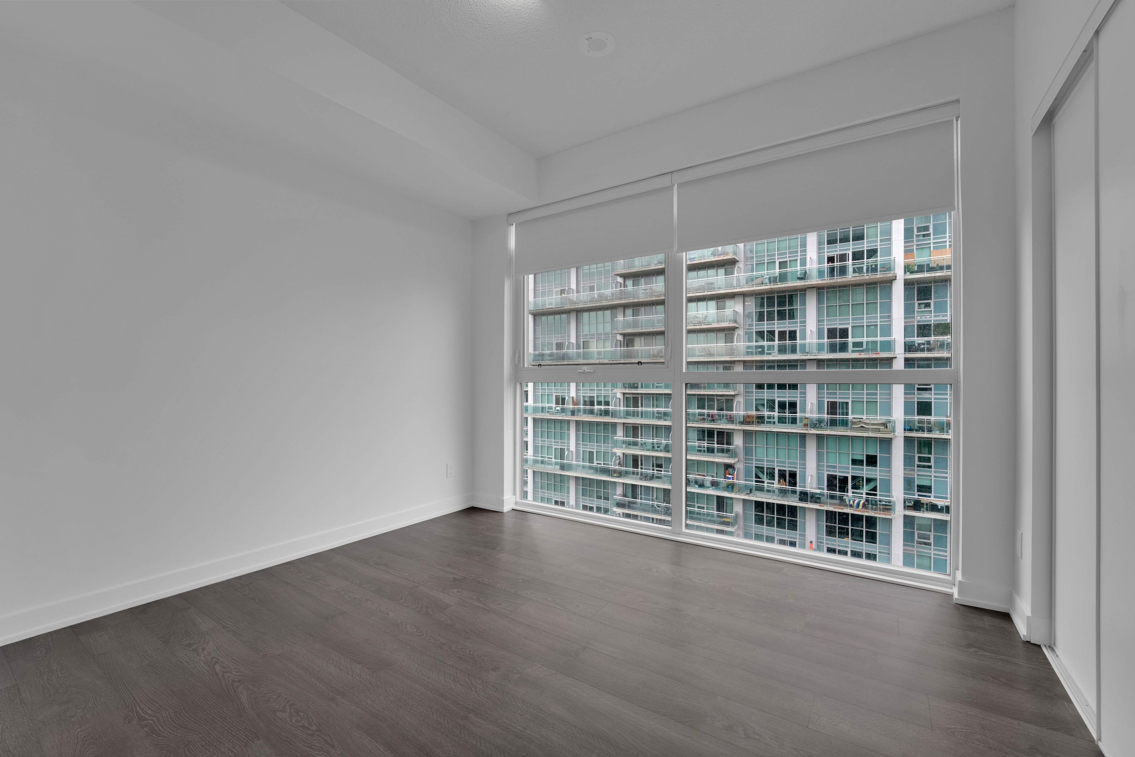 251 Manitoba Street 1504